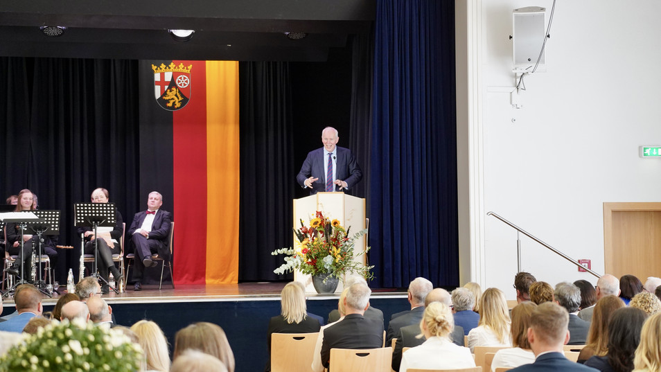 Jakob von Weizsäcker, Finanzminister, Saarland